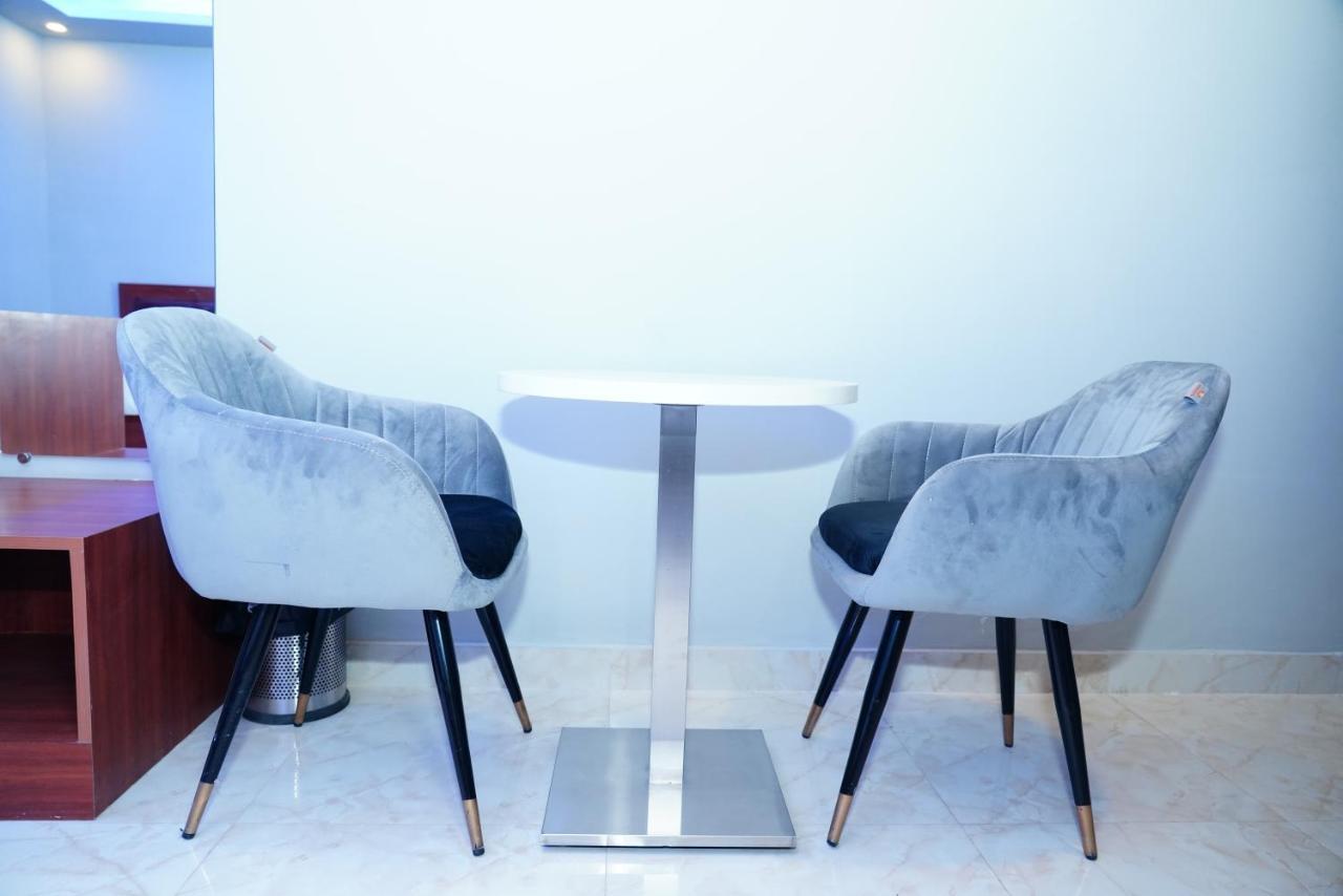 Expomart Inn Greater Noida Ngoại thất bức ảnh